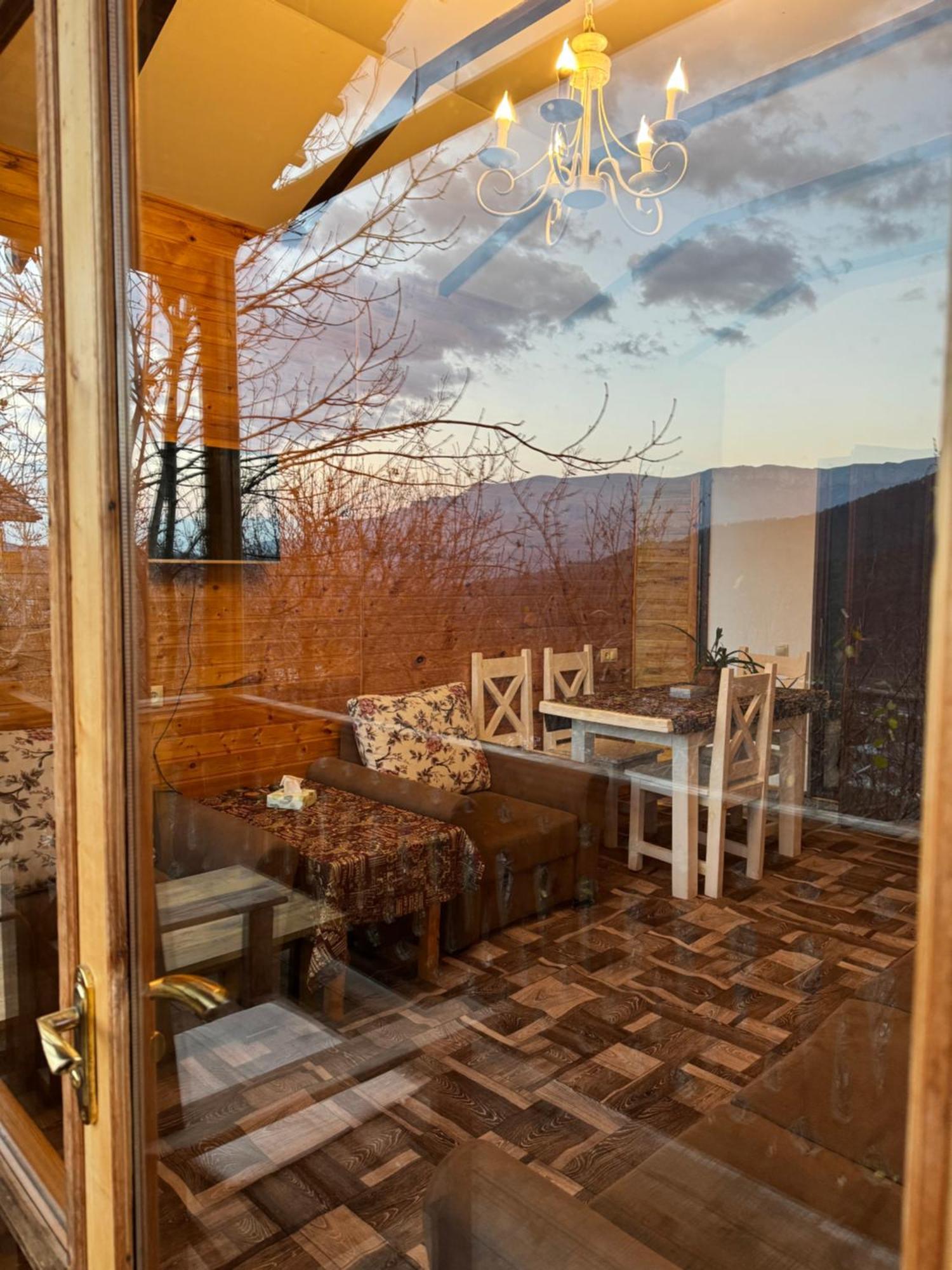 Verin Tun Dilijan Exterior foto