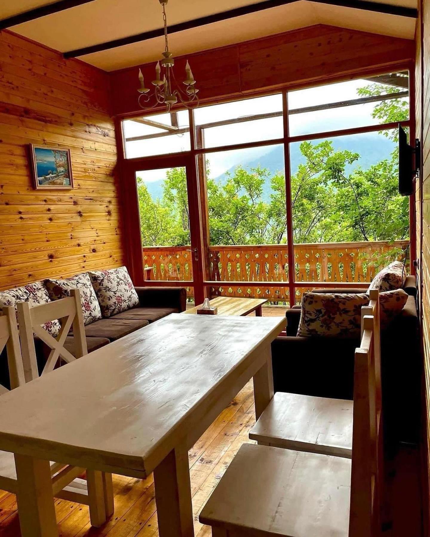 Verin Tun Dilijan Exterior foto