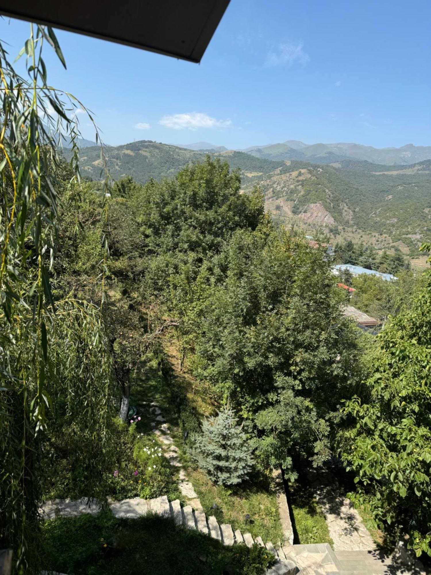Verin Tun Dilijan Exterior foto