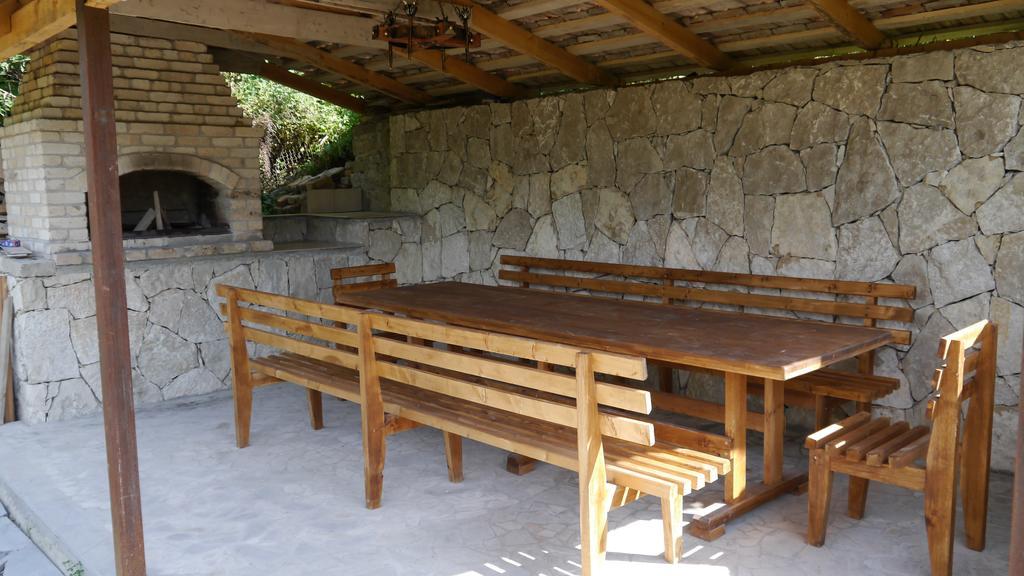 Verin Tun Dilijan Exterior foto